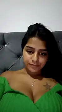 Snapshot of AnnRosse18 chatting on 12.28.24 AnnRosse18 online show from 12.28.24