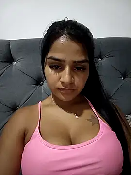 Snapshot of AnnRosse18 chatting on 01.02.25 AnnRosse18 online show from 01.02.25