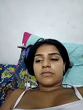 Snapshot of AnnRosse18 chatting on 01.05.25 AnnRosse18 online show from 01.05.25