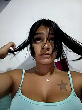 Snapshot of AnnRosse18 chatting on 01.10.25 AnnRosse18 online show from 01.10.25