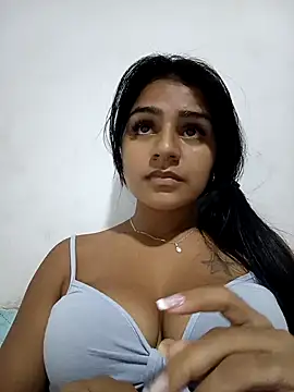 Snapshot of AnnRosse18 chatting on 01.10.25 AnnRosse18 online show from 01.10.25