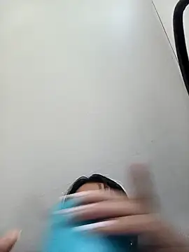 Snapshot of AnnRosse18 chatting on 01.14.25 AnnRosse18 online show from 01.14.25