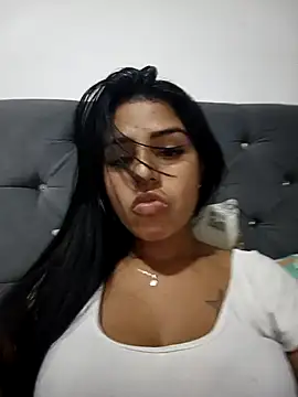 Snapshot of AnnRosse18 chatting on 02.06.25 AnnRosse18 online show from 02.06.25
