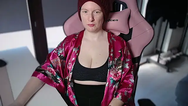 Exotic-Desire online show from 04.14.26