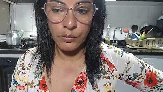 kateleyagrey online show from 04.21.26