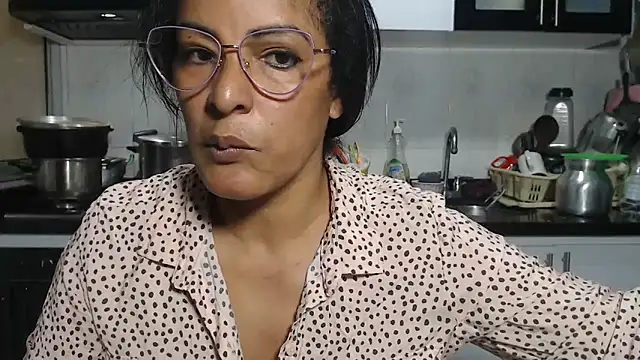 kateleyagrey online show from 06.17.26