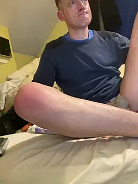 Snapshot of londonfuckwhore1 chatting on 03.07.26 londonfuckwhore1 online show from 03.07.26