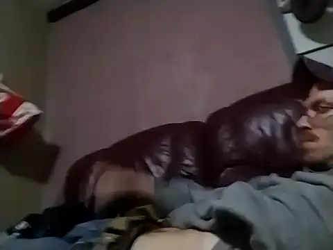 Snapshot of Yourtoy429 chatting on 10.12.25 Yourtoy429 online show from 10.12.25