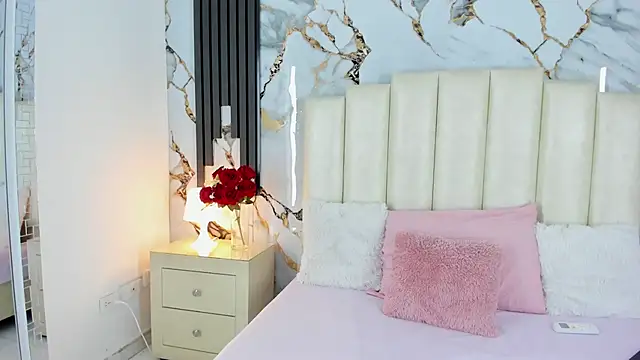 lulumars online show from 03.14.25