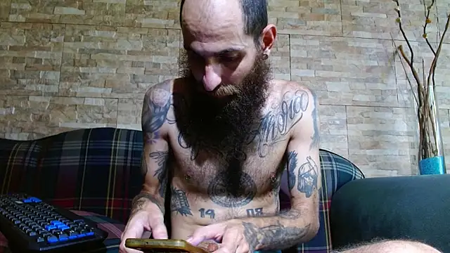 Snapshot of Tatted21xxx chatting on 03.19.25 Tatted21xxx online show from 03.19.25