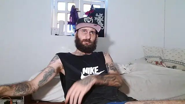 Snapshot of Tatted21xxx chatting on 10.19.25 Tatted21xxx online show from 10.19.25