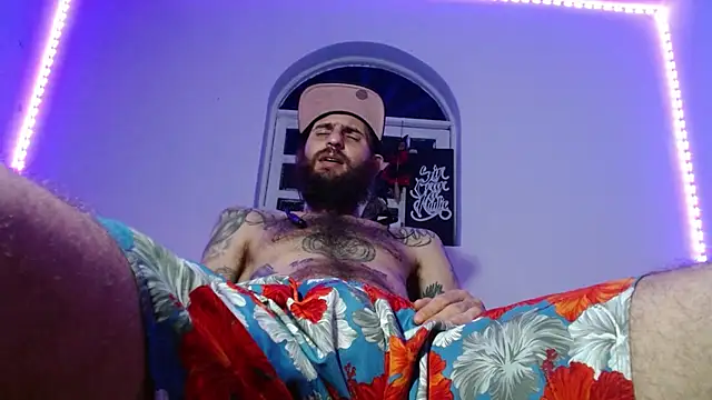 Snapshot of Tatted21xxx chatting on 11.08.25 Tatted21xxx online show from 11.08.25