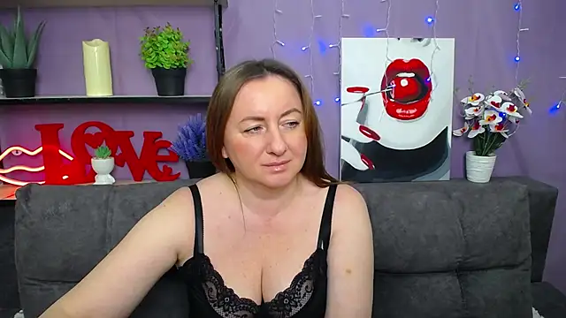 Abby Taylorr online show from 03.18.25