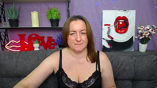 Abby Taylorr online show from 03.18.25