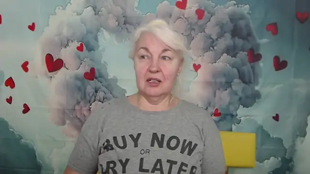 Snapshot of BlondyLeeBest chatting on 01.25.25 BlondyLeeBest online show from 01.25.25