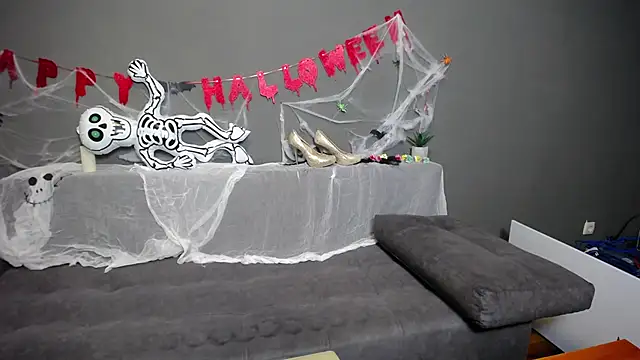 Snapshot of BlondyLeeBest chatting on 11.01.25 BlondyLeeBest online show from 11.01.25