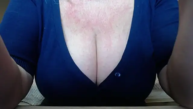 BlondyLeeBest online show from 04.28.26