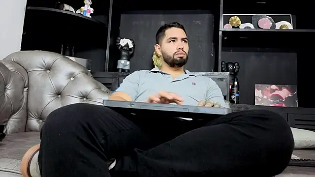 Snapshot of matteosantos chatting on 02.24.26 matteosantos online show from 02.24.26