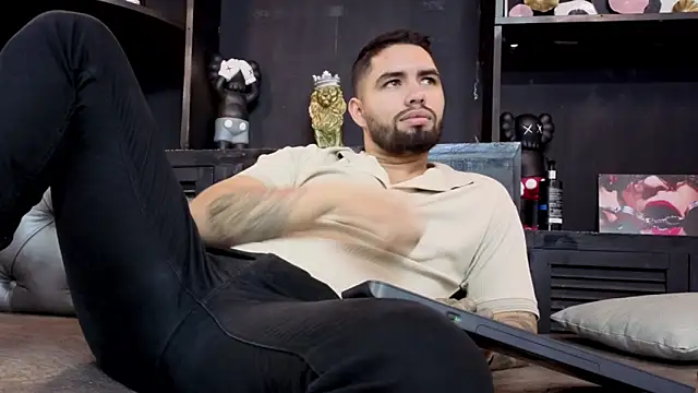 Snapshot of matteosantos chatting on 03.02.26 matteosantos online show from 03.02.26