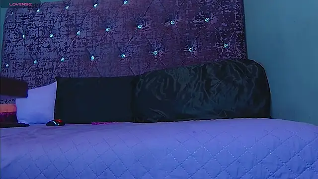 NoraBigAss online show from 01.06.25