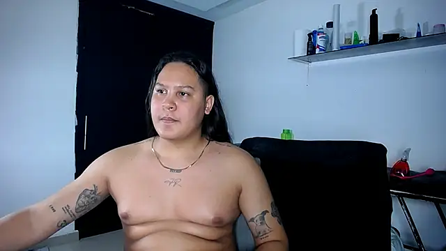 Snapshot of junaiker_roa chatting on 11.01.25 junaiker roa online show from 11.01.25