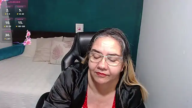 scaelettdubois online show from 03.07.25