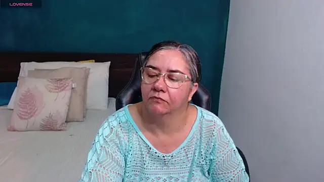 scaelettdubois online show from 02.13.26