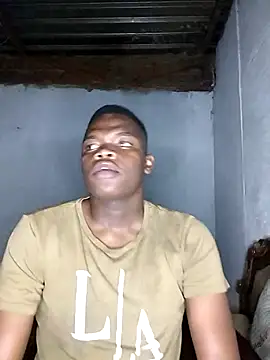 Snapshot of Ellonson chatting on 01.03.25 Ellonson online show from 01.03.25