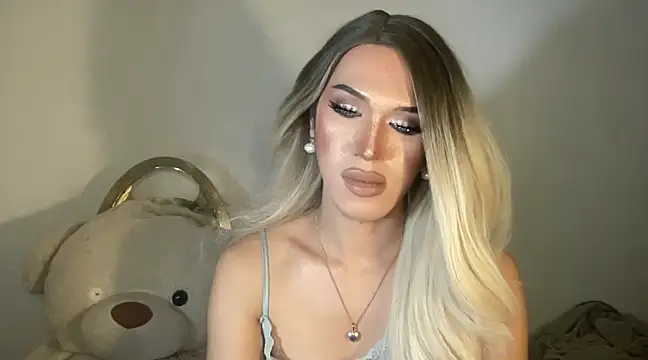 Ts glamxxxx online show from 02.12.25