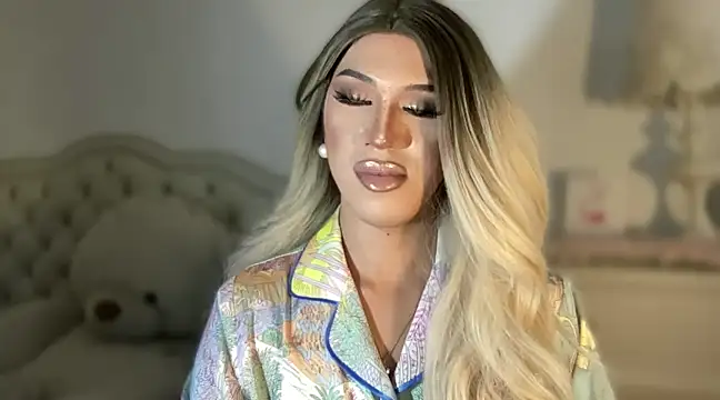 Ts glamxxxx online show from 03.12.25