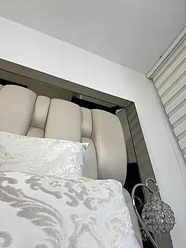 ALISSON FOXXX1 online show from 11.22.25