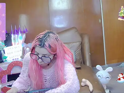 Snapshot of Skinygirl chatting on 09.09.25 Skinygirl online show from 09.09.25