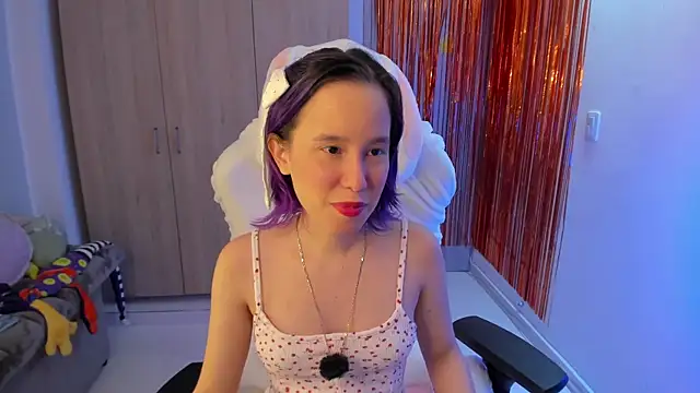 Snapshot of Anto_herrera chatting on 11.26.25 Anto herrera online show from 11.26.25