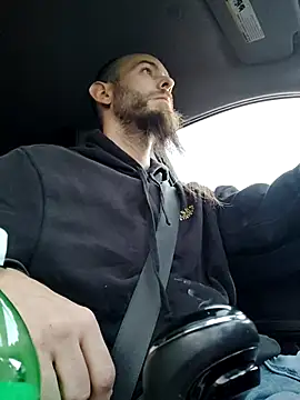 Snapshot of JohnnyFaster chatting on 10.13.25 JohnnyFaster online show from 10.13.25