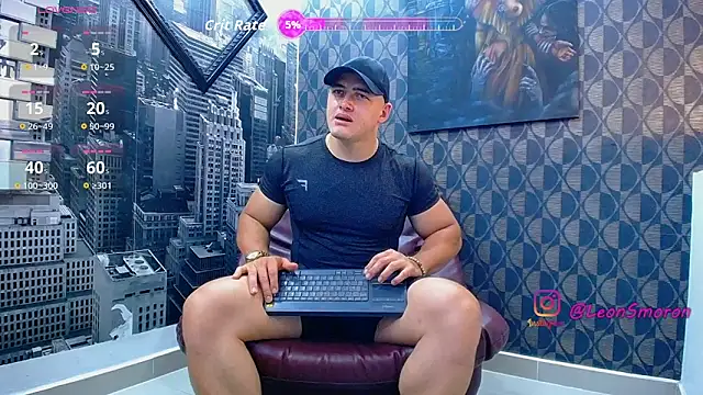 Snapshot of Leonsmoron chatting on 05.08.26 Leonsmoron online show from 05.08.26