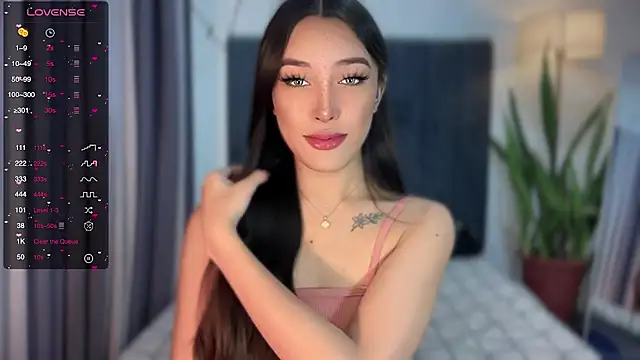 wiggle nibble online show from 10.05.25