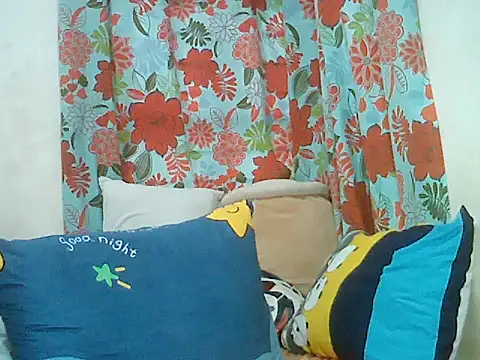 LOVENAYRA1 online show from 07.02.26