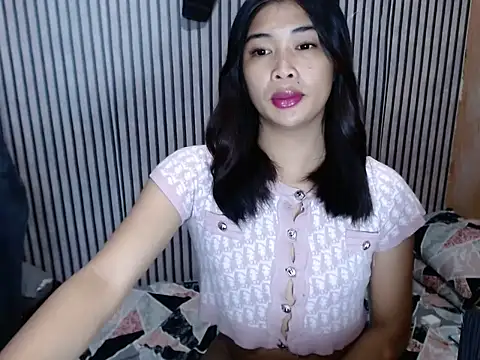 Maria-Moore online show from 09.30.25