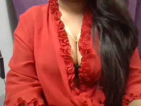 Snapshot of Roopshikha39 chatting on 10.14.25 Roopshikha39 online show from 10.14.25