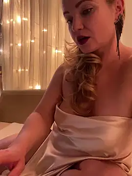 Lady  Maria online show from 02.01.25