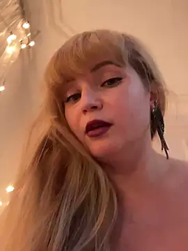 Lady  Maria online show from 03.12.25