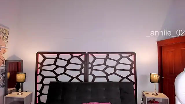 annie barozzi online show from 03.07.25