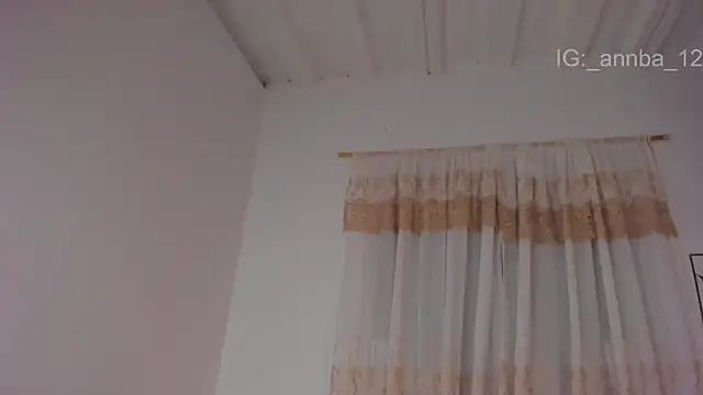 Snapshot of annie_barozzi chatting on 06.19.26 annie barozzi online show from 06.19.26
