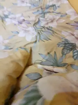 Lisa2queen online show from 10.14.25