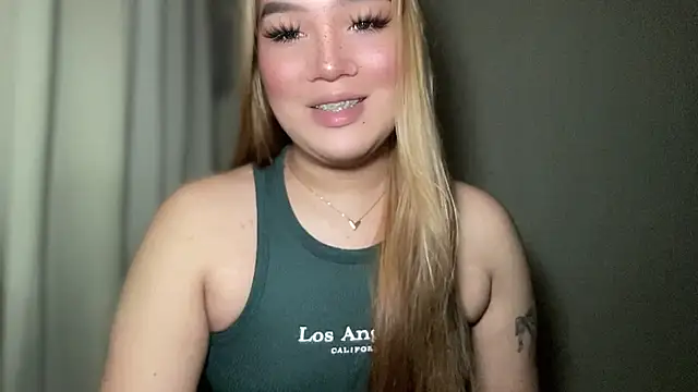 MissCataleyaxxx online show from 01.30.25