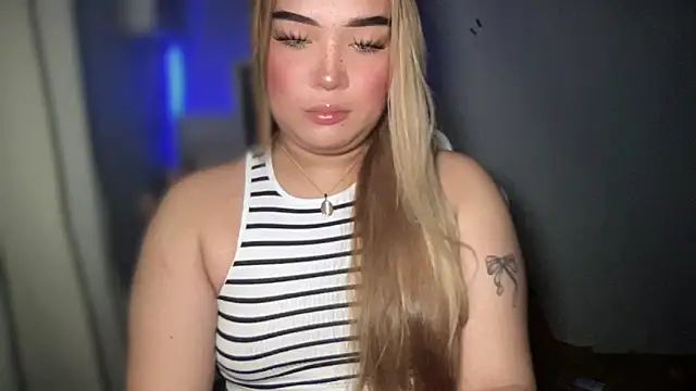 MissCataleyaxxx online show from 09.25.25