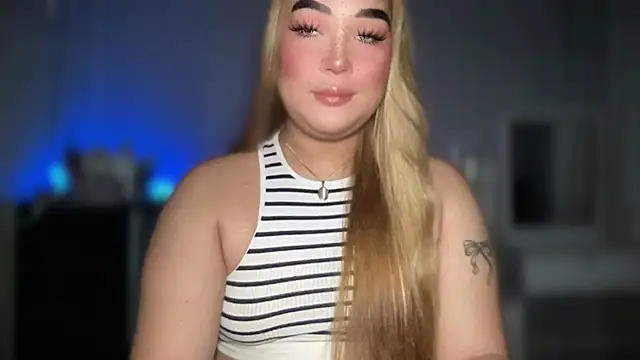 MissCataleyaxxx online show from 10.16.25