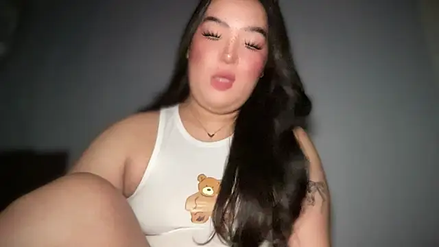 MissCataleyaxxx online show from 11.25.25