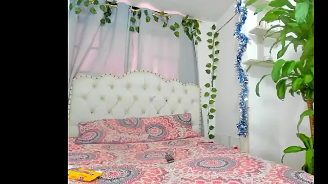 khalyn jenner online show from 02.04.26