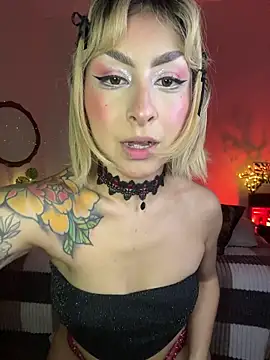 Snapshot of Cinamoonn chatting on 02.24.26 Cinamoonn online show from 02.24.26